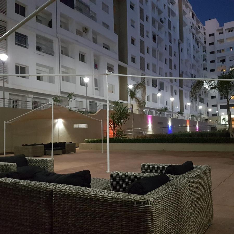 Somptueux Pour La Location Saisonniere Dans Avec Piscine Et Ascenseur