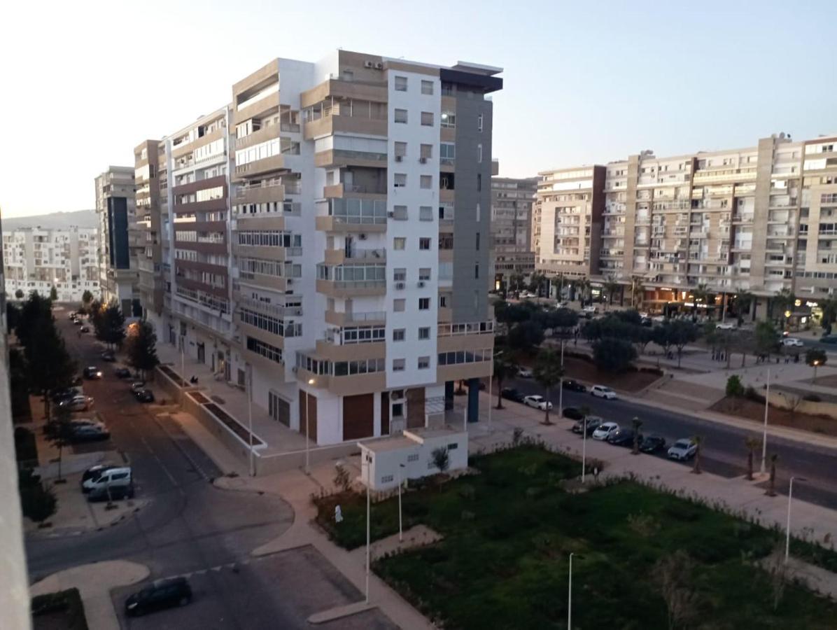 Apartment Somptueux Pour La Location Saisonniere Dans Avec Piscine Et Ascenseur